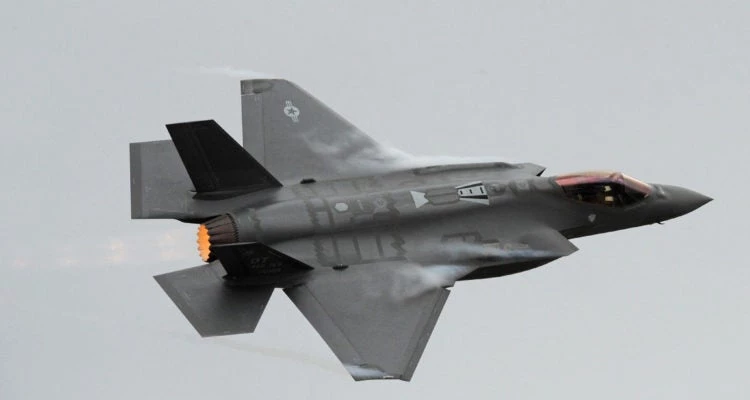 Eίδηση-βόμβα! ΗΠΑ: Αναστέλλονται οι παραλαβές των «F-35» εν μέσω διαμάχης για τα κόστη επισκευής με την «Lockheed»